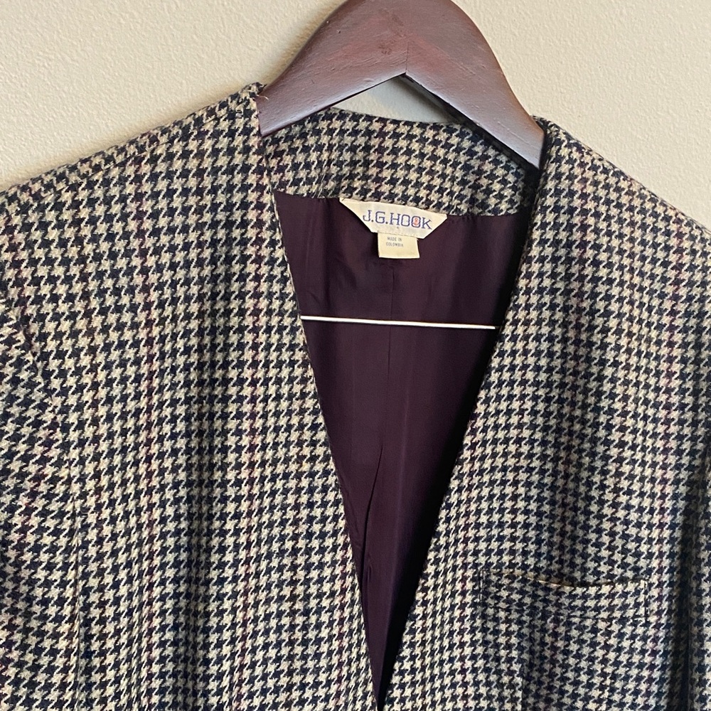 J.G. Hook VTG Ladies Bkack/Burgundy 100% Wool Worsted Houndstooth Blazer. 14